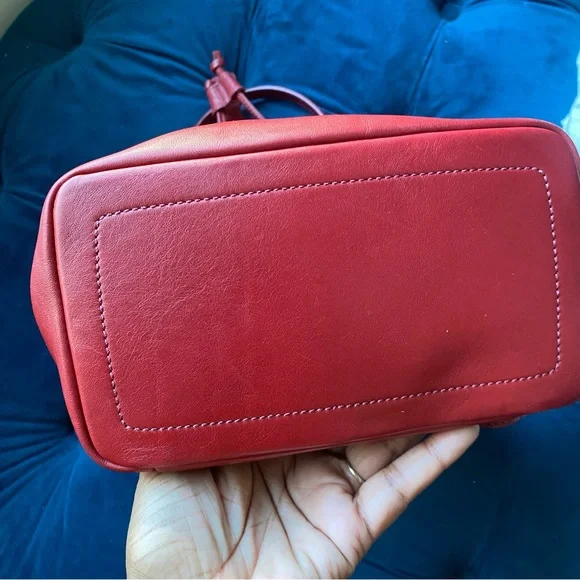 COACH VINTAGE RED LEATHER BACKPACK BAG - Picture 8 of 8